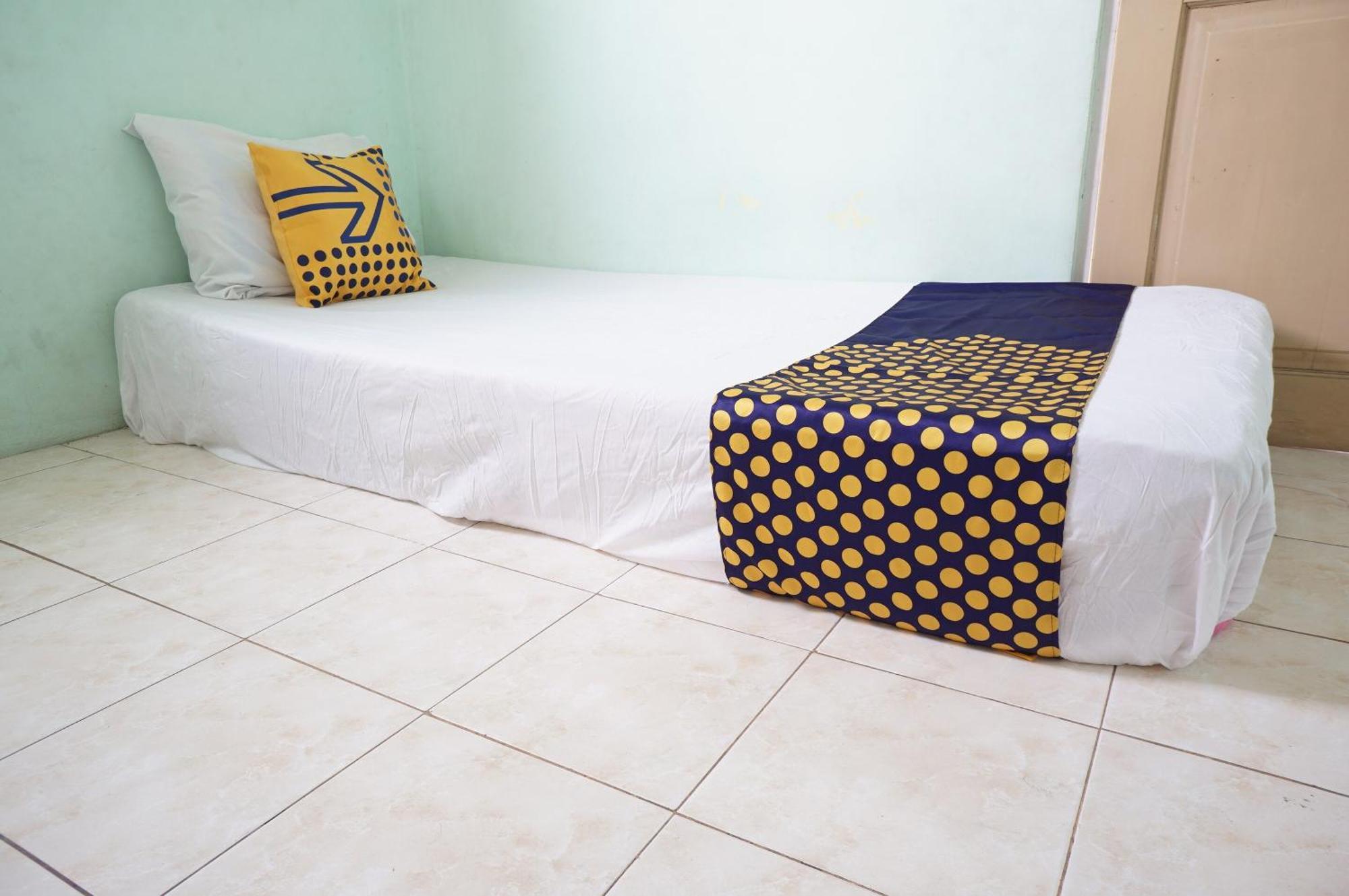 Hotel Spot On 93611 Kost Pak Suyatno Syariah 2 Ponorogo Exteriér fotografie