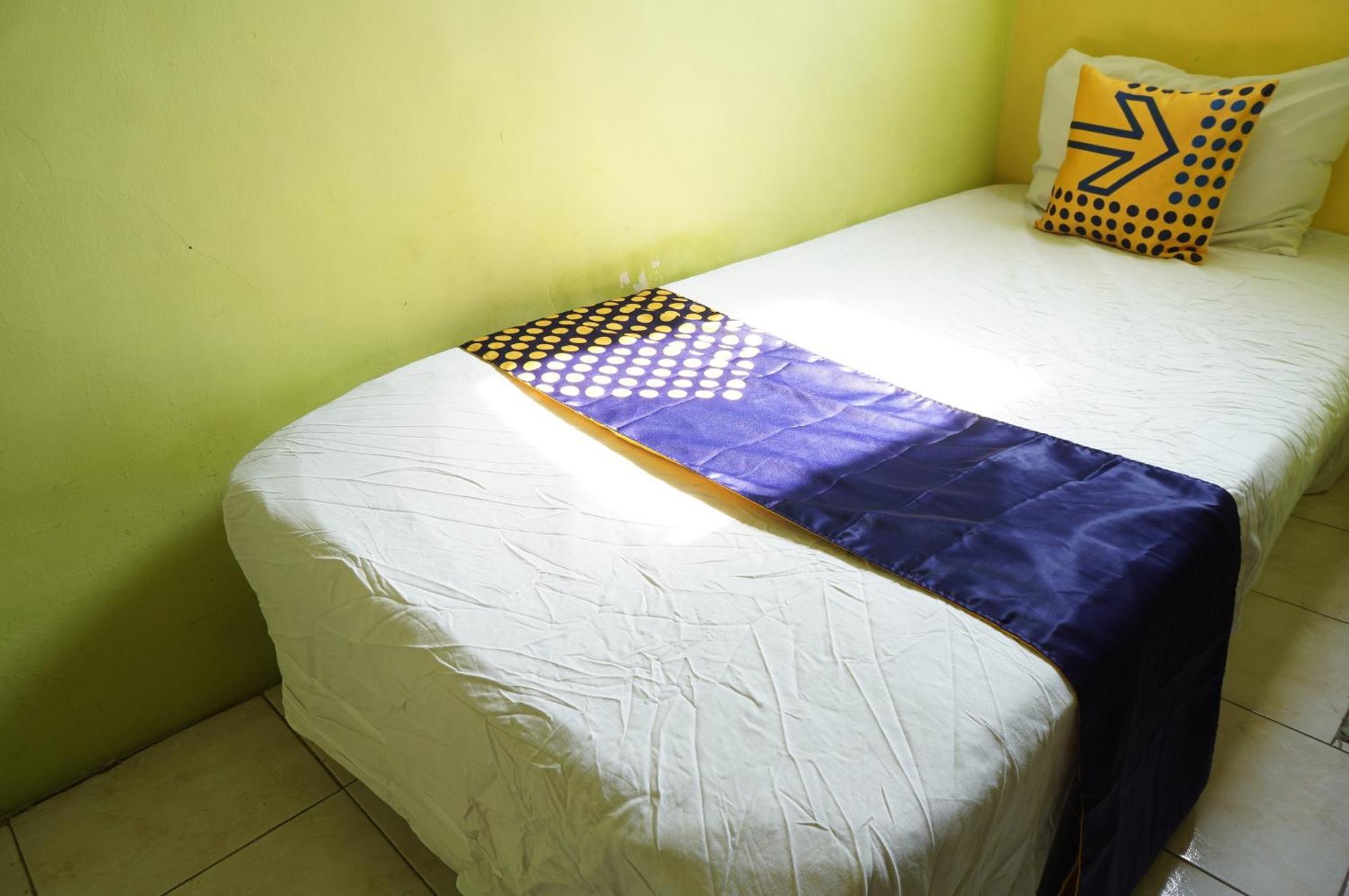 Hotel Spot On 93611 Kost Pak Suyatno Syariah 2 Ponorogo Exteriér fotografie